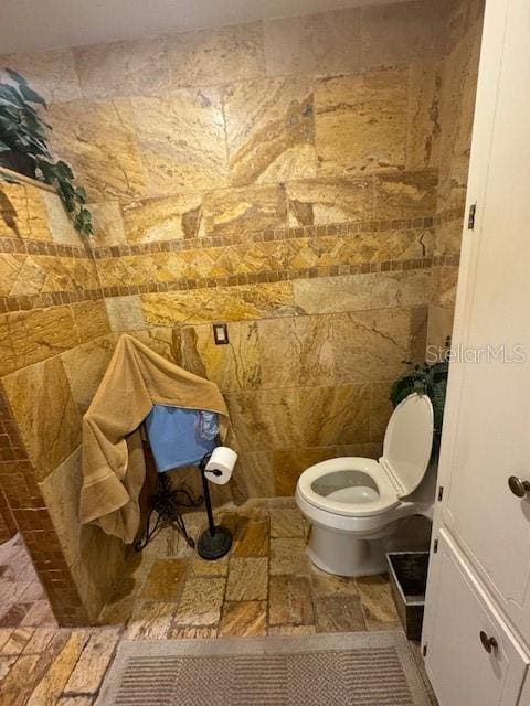 bathroom featuring toilet