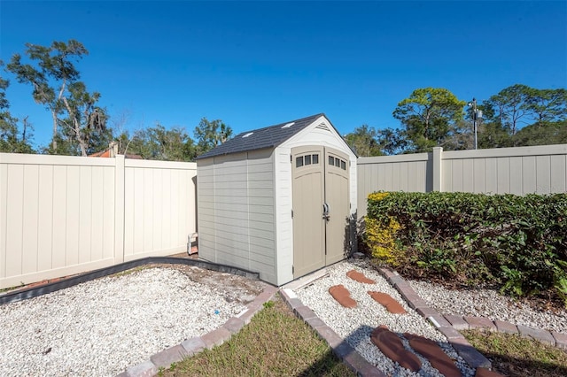 view of outbuilding