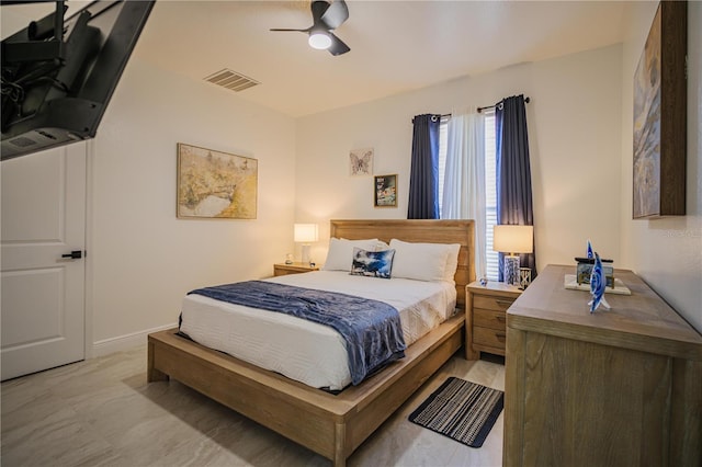 bedroom with ceiling fan