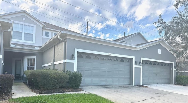 view of front facade with a garage