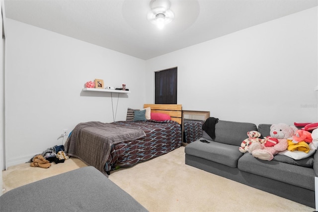 bedroom with carpet flooring