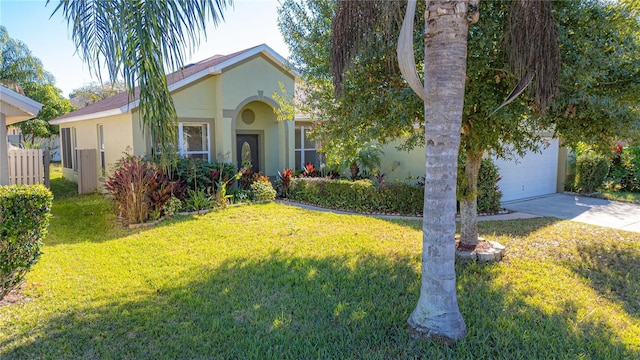 view of front of home with a front lawn