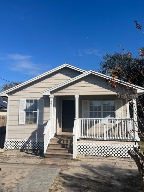 view of front of home featuring covered porch