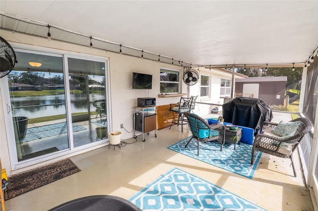 view of sunroom / solarium