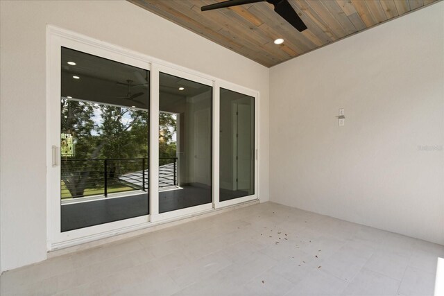 view of patio featuring a ceiling fan