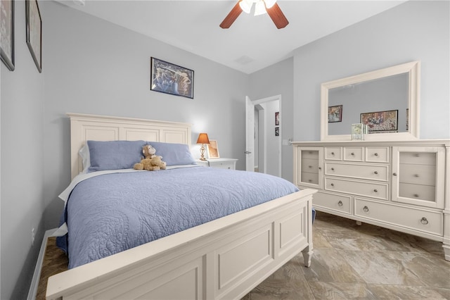 bedroom with ceiling fan