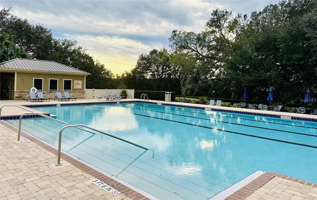 view of swimming pool