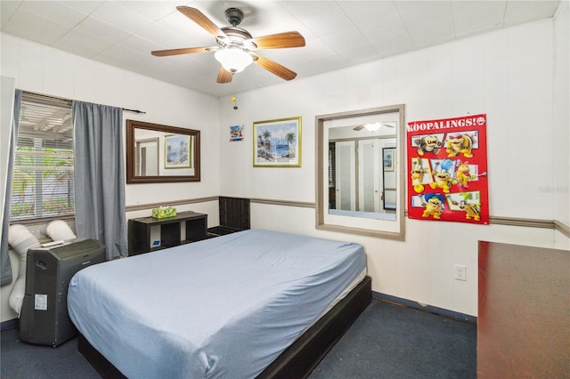 bedroom with ceiling fan