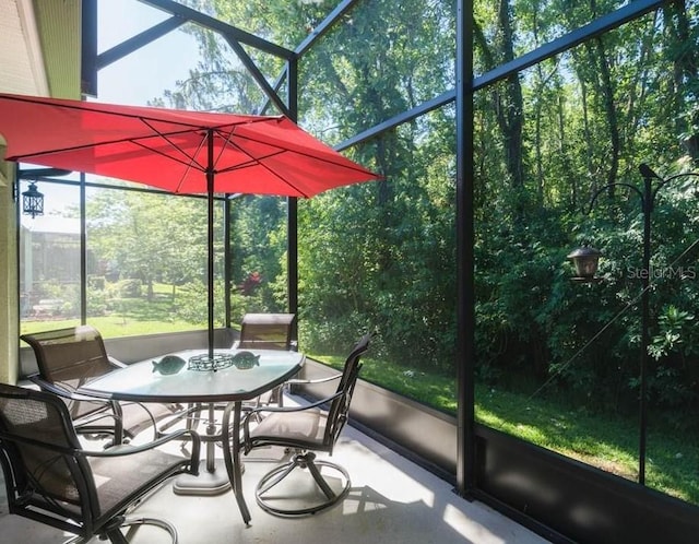 view of sunroom / solarium