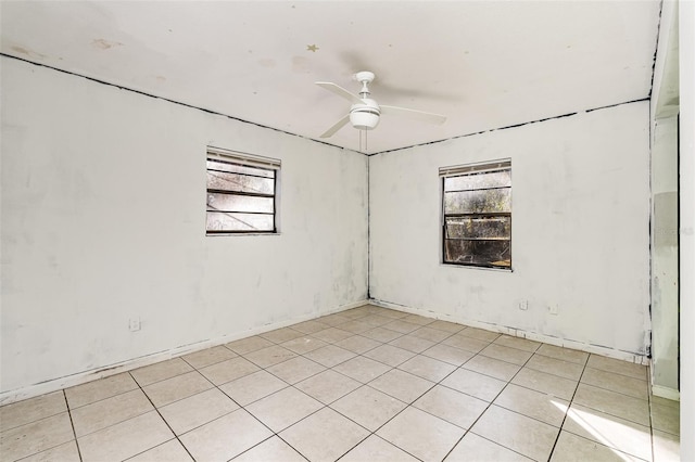 spare room featuring ceiling fan