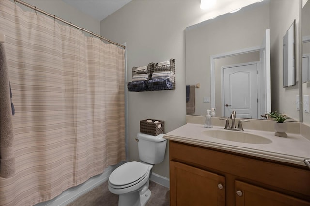 full bathroom with shower / bath combination with curtain, vanity, and toilet