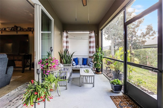 view of sunroom / solarium