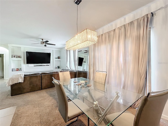 dining room with ceiling fan