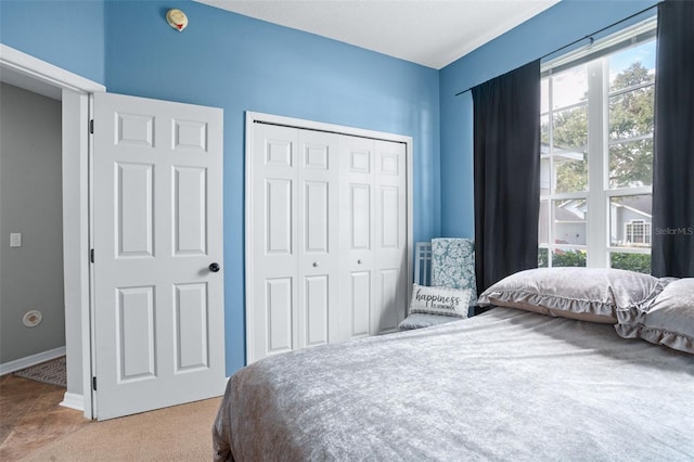 bedroom with a closet