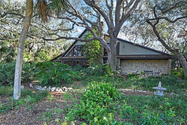 view of home's exterior