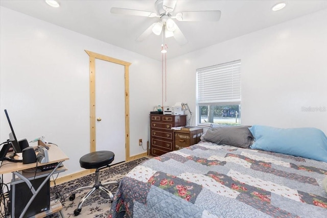 bedroom featuring ceiling fan