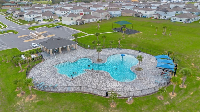 view of swimming pool