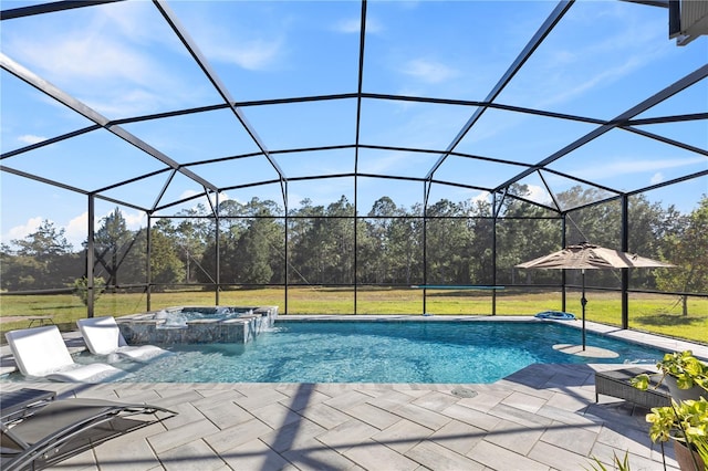 view of swimming pool featuring a lawn, glass enclosure, a patio area, and an in ground hot tub