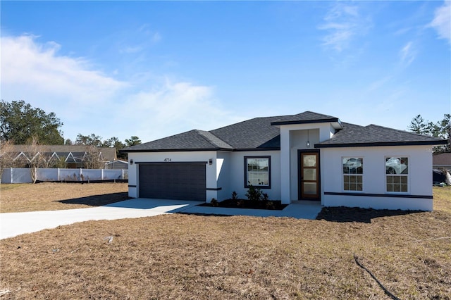 view of front facade with a garage