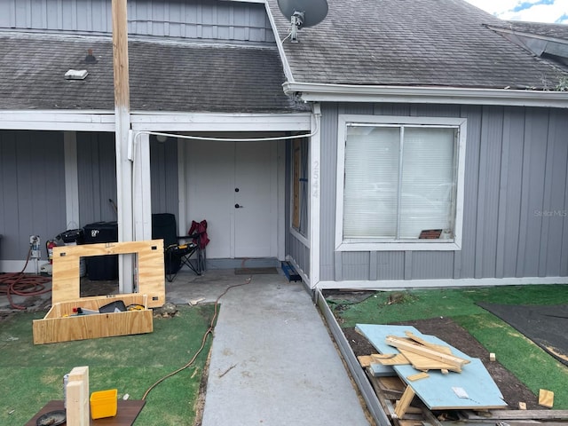 property entrance with a patio