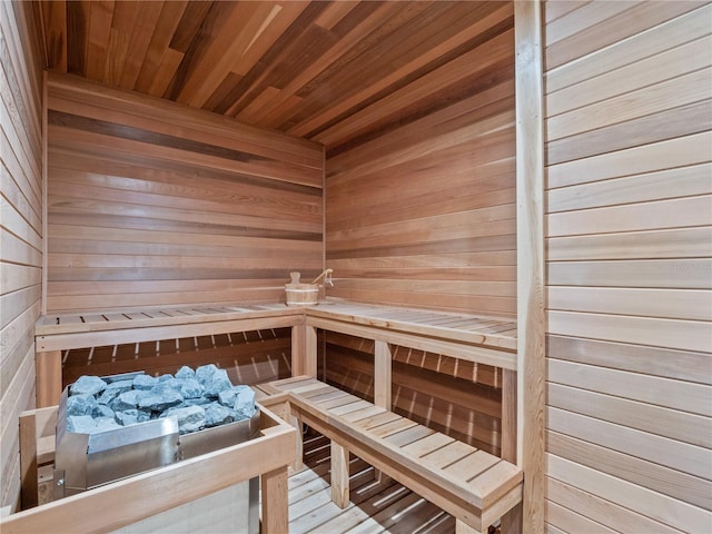 view of sauna / steam room