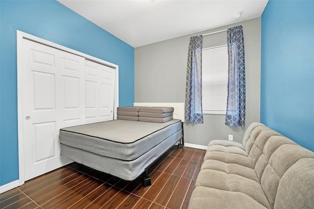 bedroom featuring a closet