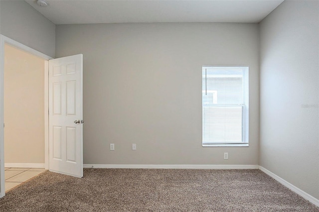 view of carpeted spare room