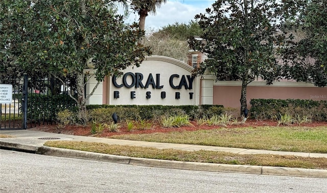 view of community / neighborhood sign