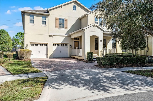 view of front property featuring a garage