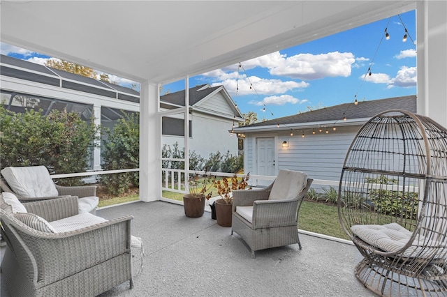 view of sunroom / solarium