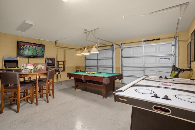 rec room with pool table