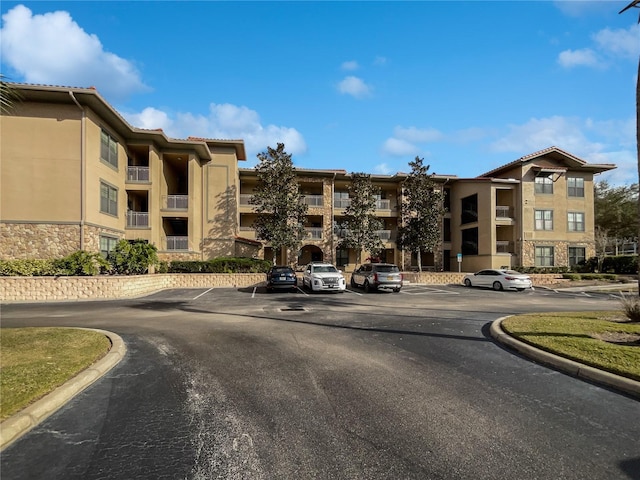 914 Charo Pkwy Unit 112, Davenport, FL 33897 - photo 1