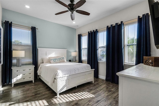 bedroom with ceiling fan