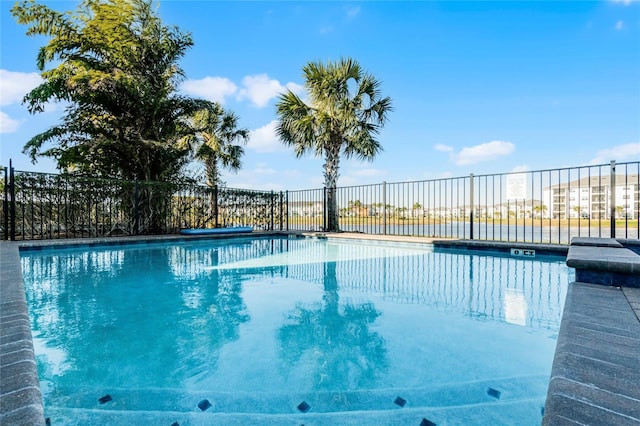 view of swimming pool