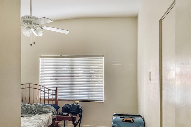 bedroom featuring ceiling fan