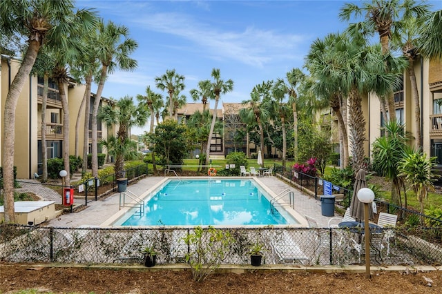 view of swimming pool