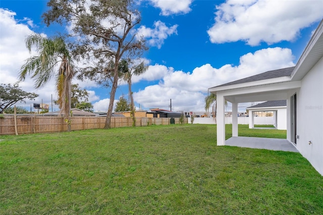 view of yard with a patio