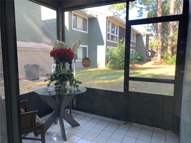 view of sunroom / solarium