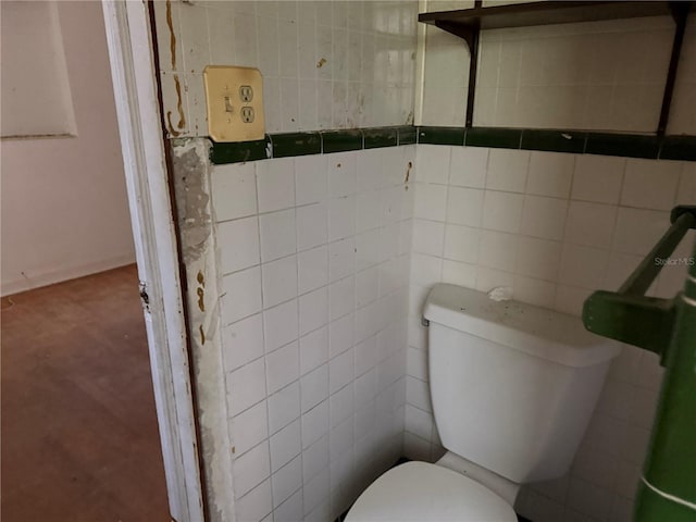 bathroom with toilet