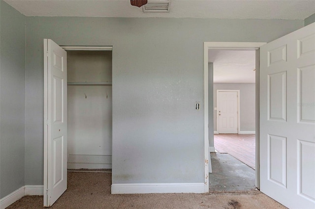 unfurnished bedroom featuring a closet