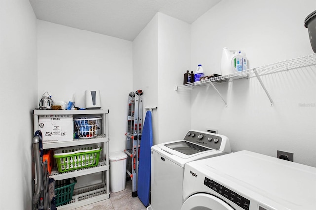 laundry area featuring washer and clothes dryer