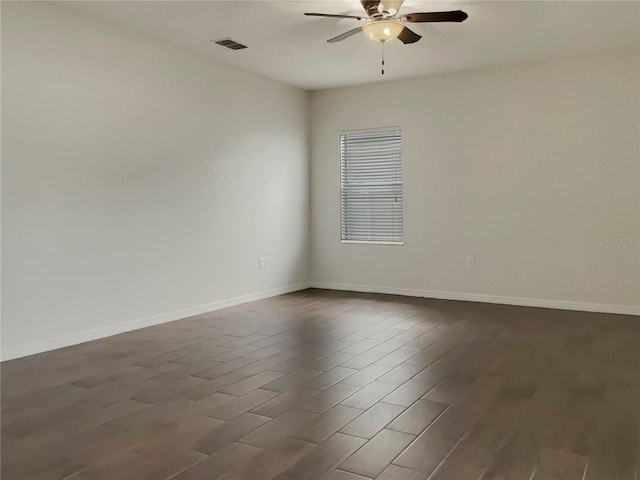 unfurnished room featuring ceiling fan