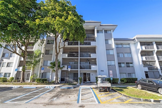 711 N Pine Island Rd Unit 406, Plantation, FL 33324 - photo 1