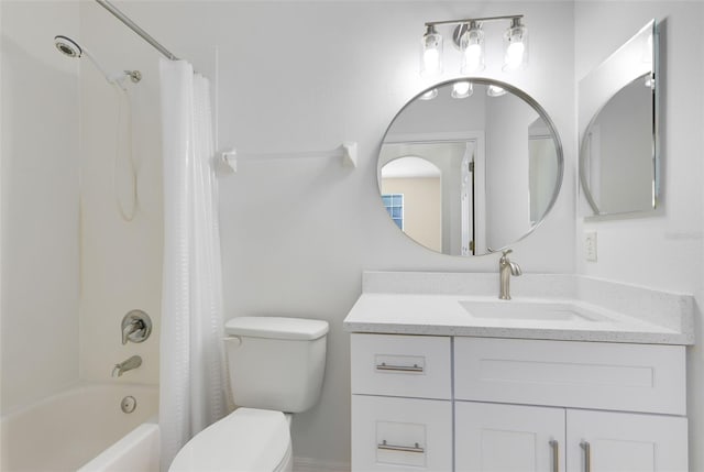 full bathroom with toilet, vanity, and shower / bath combo