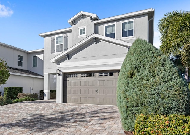 view of front facade featuring a garage