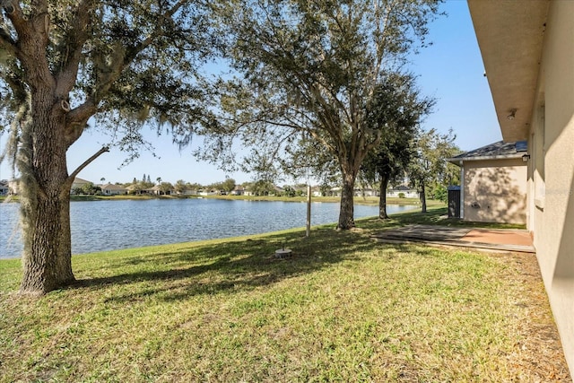 view of yard with a water view