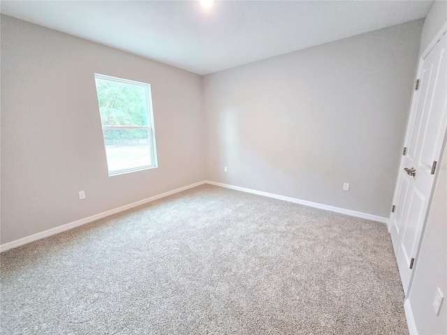 view of carpeted spare room