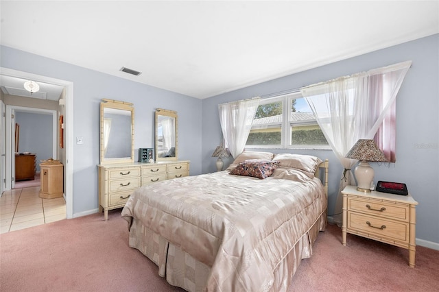 bedroom featuring carpet floors