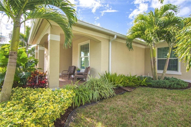 exterior space featuring a lawn