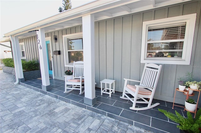 view of patio / terrace with covered porch